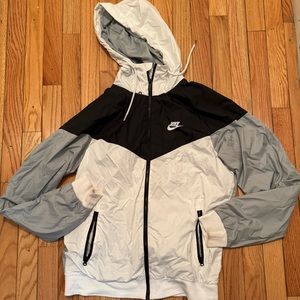 nike windbreaker